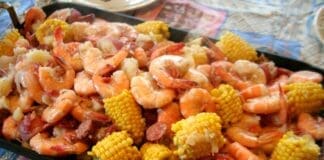 Shrimpboilserved