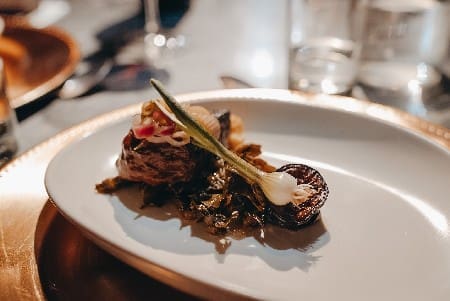 Roux Dining