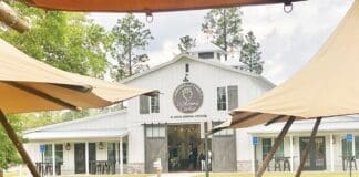 Alaqua Welcome Center