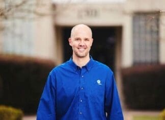 's Footsteps By Helping Others As A Customer Sales And Solutions Manager In Northwest Florida.
