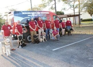 Saving Lives at Both Ends of the Leash Training Class Group Photo