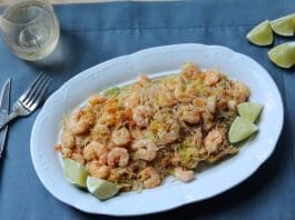 Filipino Pansit With Shrimp Lime