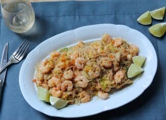 Filipino Pansit With Shrimp Lime
