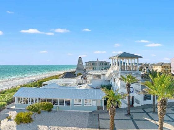 Bud & Alley's By Michael Booini