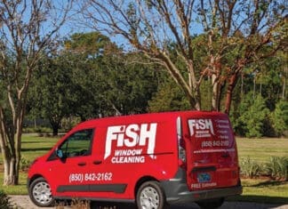 Fish Window Cleaners In Neighborhood