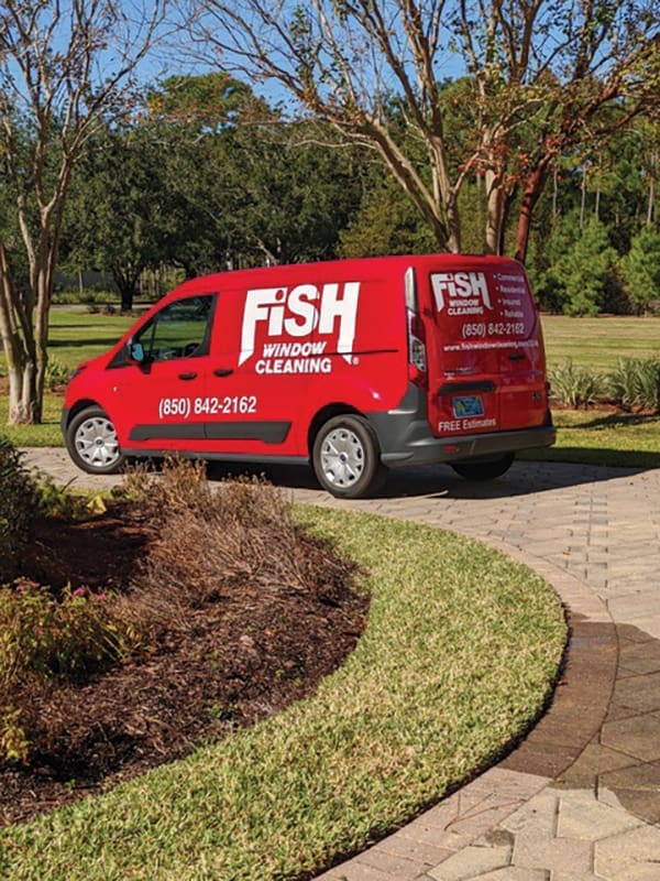 Fish Window Cleaners In Neighborhood