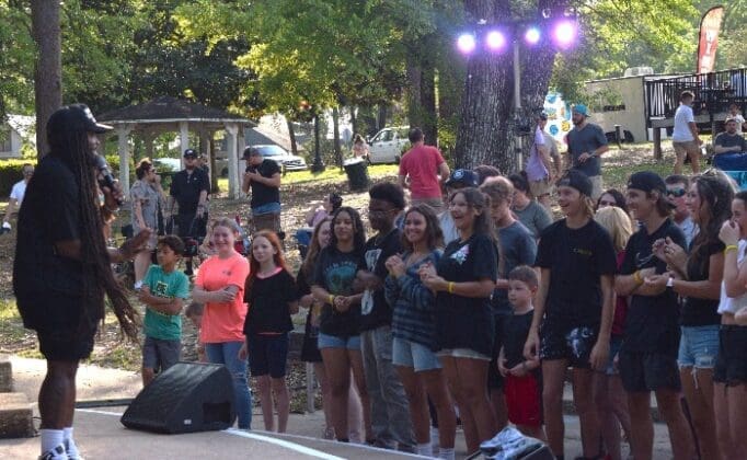 471999792 122189591852161042 8118355621418803728 N