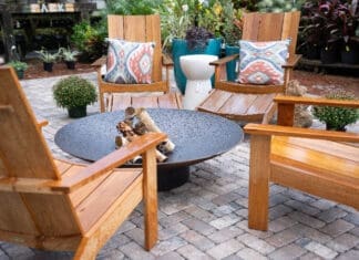 Let’s Take it Outside: Finding the Right Outdoor Furniture Clay30a