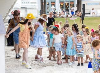 Emerald Coast Theatre Company Presents “The Great Seaside Treasure Hunt” at Seaside®’s Amphitheater Sponsored by Seaside® Emerald Coast Theatre Company Presents “the Great Seaside Treasure Hunt” At Seaside®’s Ampitheater Sponsored By Seaside® 3 2