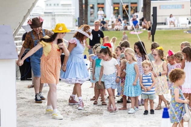 Emerald Coast Theatre Company Presents &ldquo;the Great Seaside Treasure Hunt&rdquo; At Seaside&reg;&rsquo;s Ampitheater Sponsored By Seaside&reg; 3 2